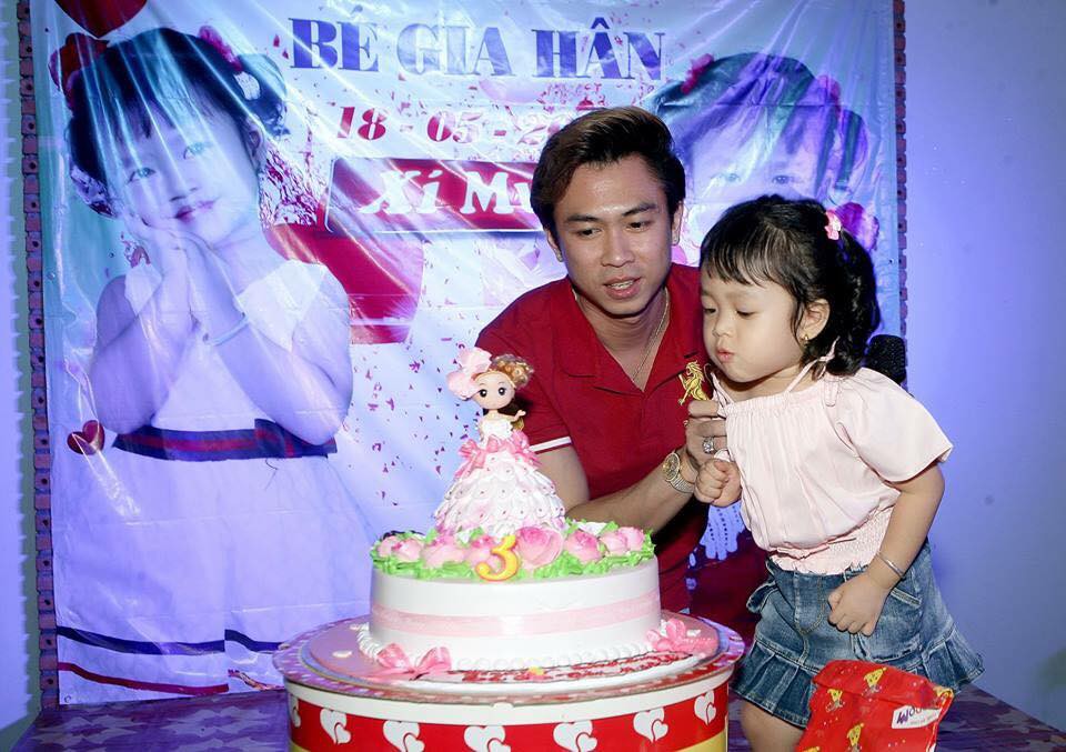 Hồ Việt Trung nói về việc làm bố đơn thân: Không hề có người thứ ba xen vào tôi và bạn gái cũ