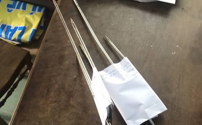 Bị đâm vì nhìn cảnh người khác… ngã xe