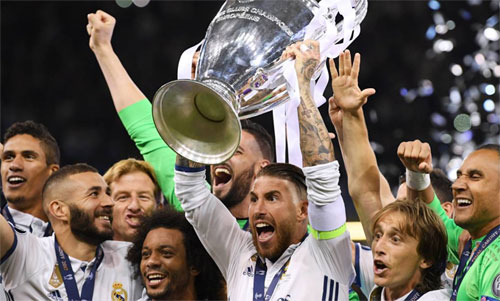 HLV phó của Liverpool ví Real như quái vật ở Champions League