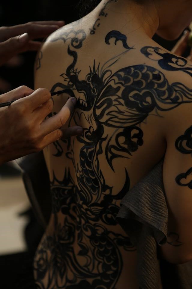 Từng làm mẫu nude cho họa sĩ Ngô Lực, Phương Trinh Jolie nói gì?