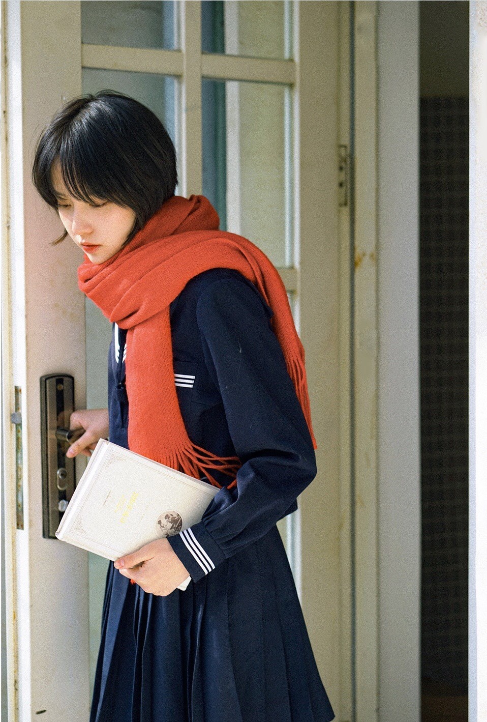 Combo tóc ngắn mặt xinh giúp cô bạn xứ Trung hút hàng trăm ngàn lượt follow