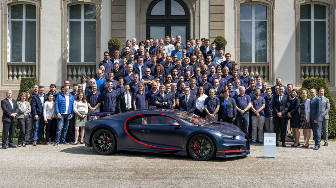 Siêu xe đắt giá - Bugatti Chiron thứ 100 xuất xưởng Siêu xe đắt giá - Bugatti Chiron thứ 100 xuất xưởng
