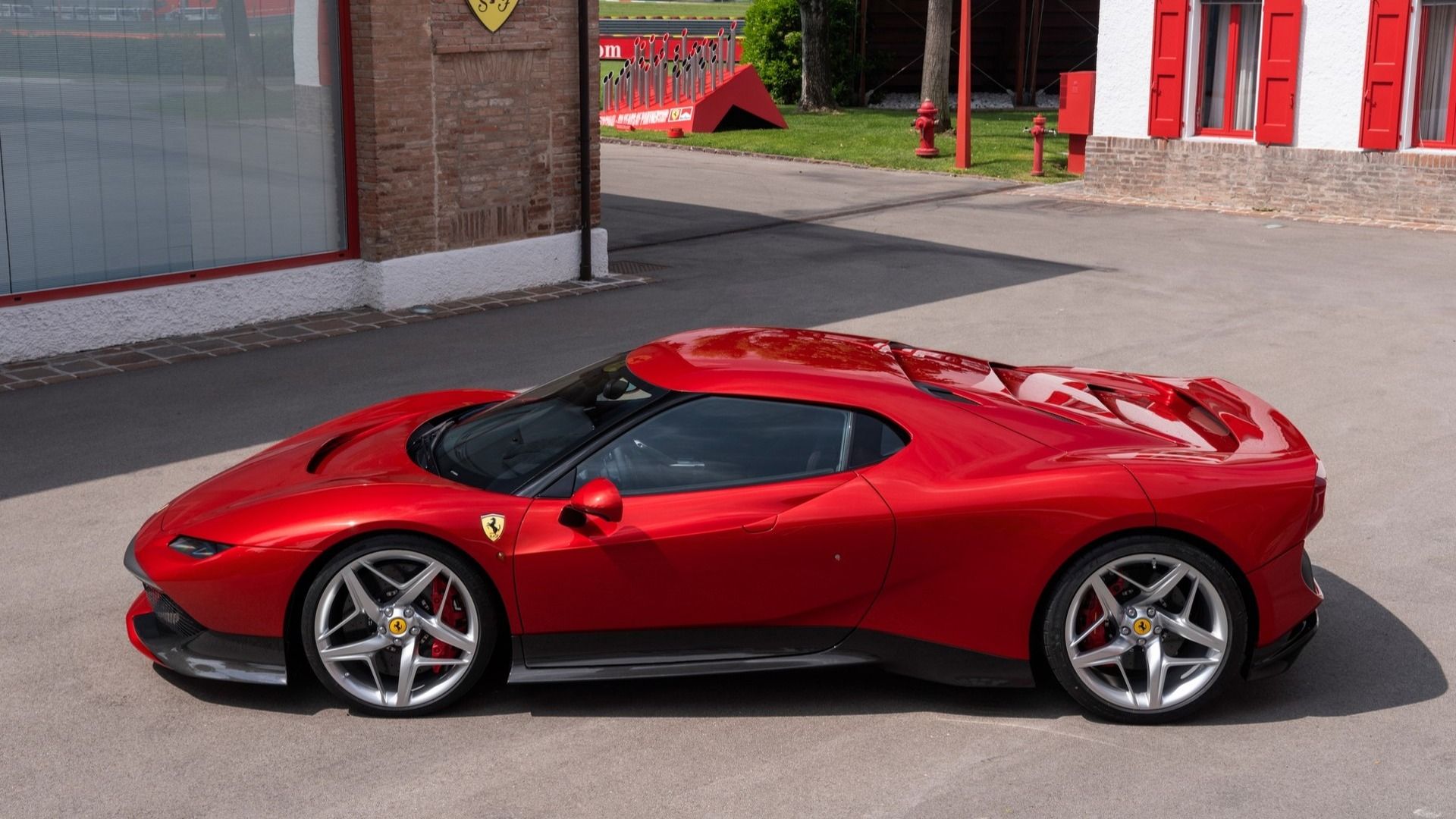 Siêu xe Ferrari SP38 duy nhất trên thế giới sắp trình làng Siêu xe Ferrari SP38 duy nhất trên thế giới sắp trình làng