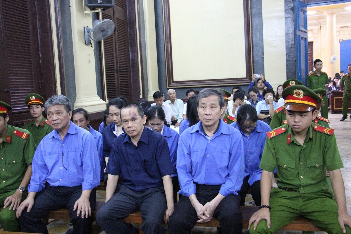 Xét xử đại án TrustBank: Luật sư của bà Phấn tung át chủ bài gỡ nút thắt vụ án?