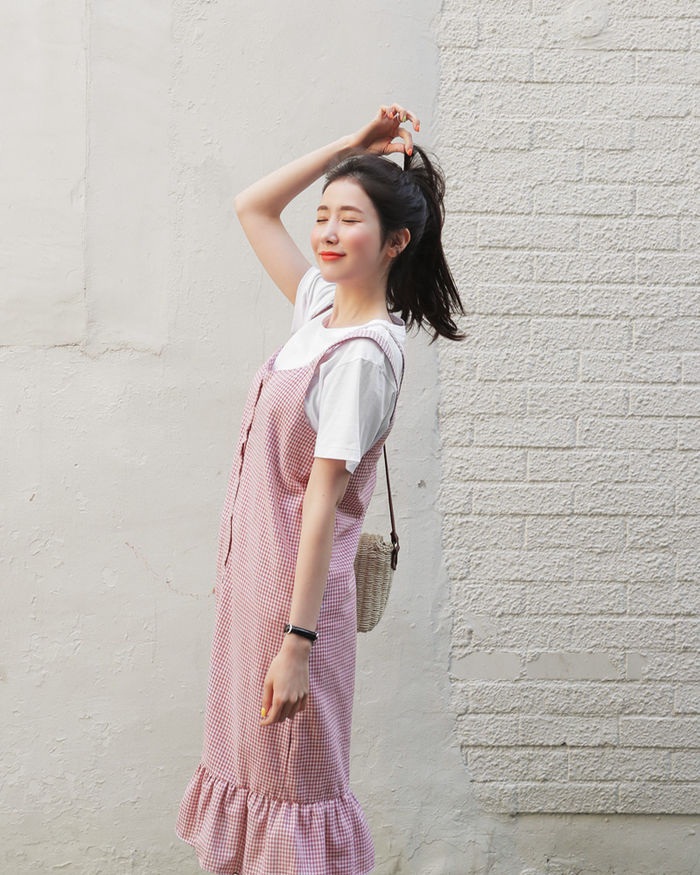 Không phải nắng nhưng vẫn cứ chói chang khi bạn gái diện 4 mẫu váy rực rỡ này cho ngày hè