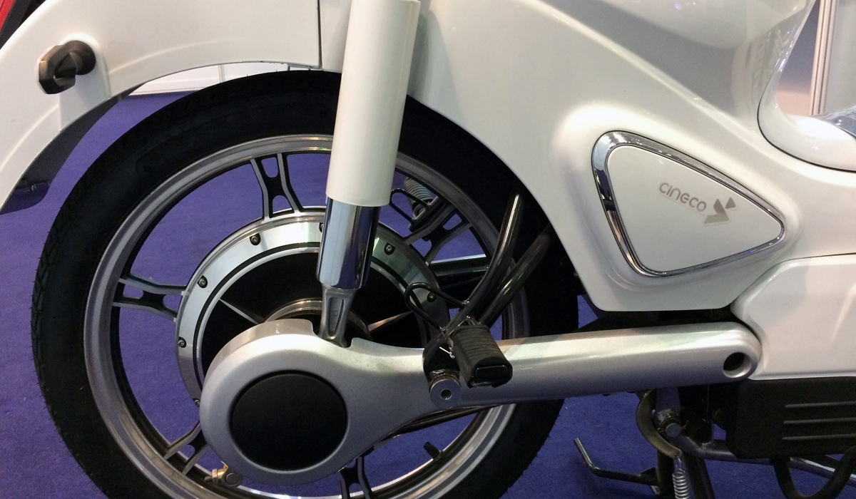 Xe điện ZS800TD - bản sao Honda Cub xuất hiện tại Việt Nam