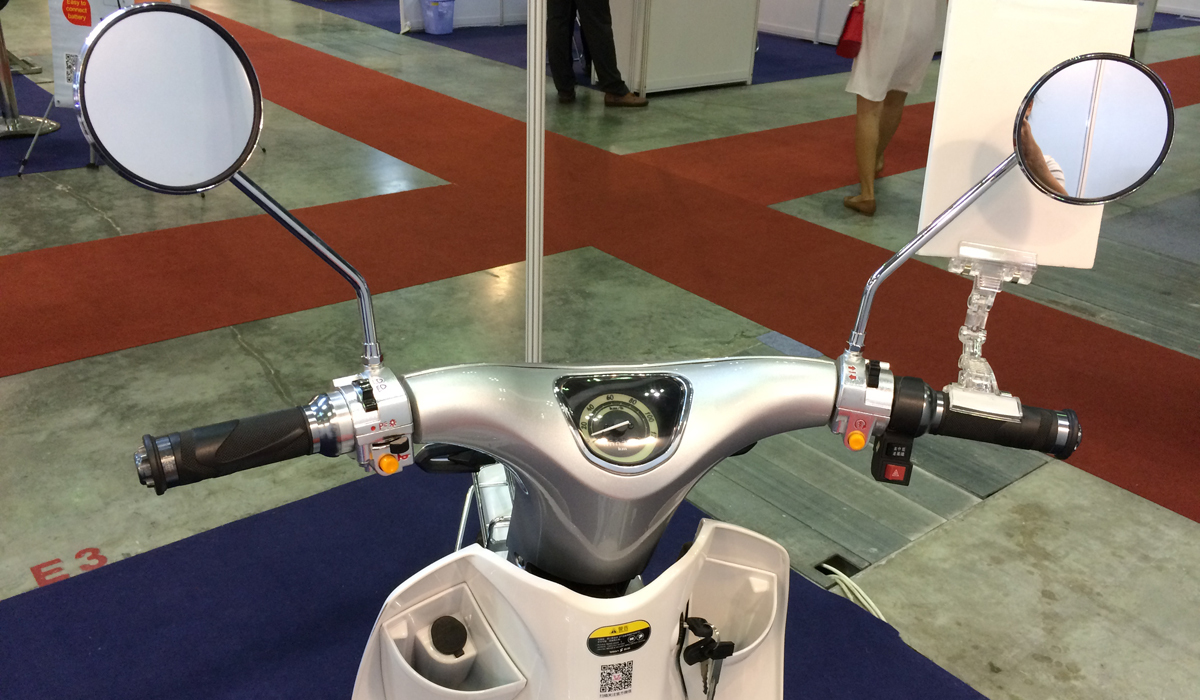 Xe điện ZS800TD - bản sao Honda Cub xuất hiện tại Việt Nam