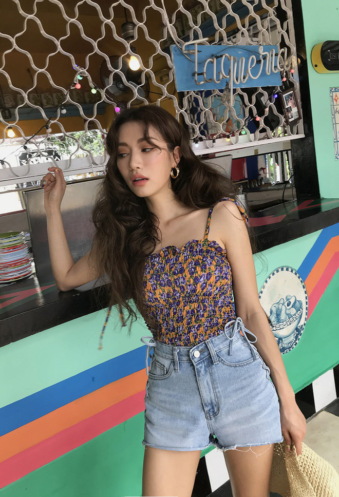 4 công thức lên đồ mát mẻ, nhìn là mê ngay dành cho công cuộc chụp hình sống ảo của các nàng cuối tuần 4 công thức lên đồ mát mẻ, nhìn là mê ngay dành cho công cuộc chụp hình sống ảo của các nàng cuối tuần