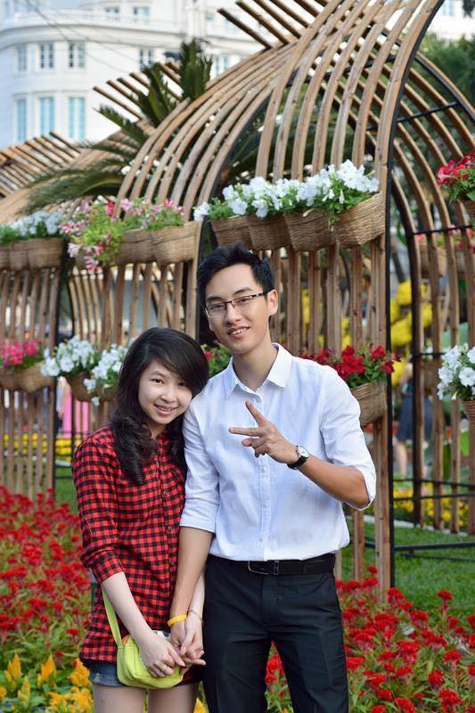 Chuyện tình học trò chinh chiến 10 năm nóng bỏng MXH, chàng chiến đấu với 5/7 anh bạn thân để cưa đổ nàng Chuyện tình học trò chinh chiến 10 năm nóng bỏng MXH, chàng chiến đấu với 5/7 anh bạn thân để cưa đổ nàng