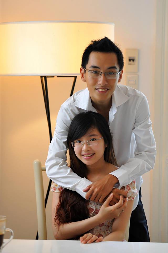 Chuyện tình học trò chinh chiến 10 năm nóng bỏng MXH, chàng chiến đấu với 5/7 anh bạn thân để cưa đổ nàng