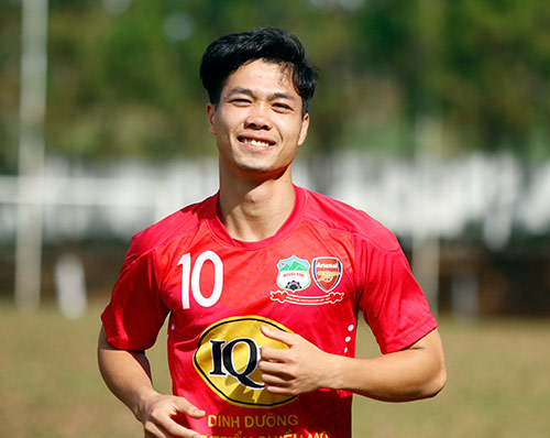 Truyền hình Pháp: Các CLB Tây Ban Nha đang săn đón Công Phượng