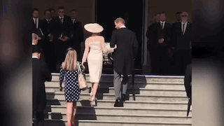 Chuyên gia đọc vị chỉ tay đã tiên đoán về kết cục hôn nhân của Hoàng tử Harry và Công nương Meghan