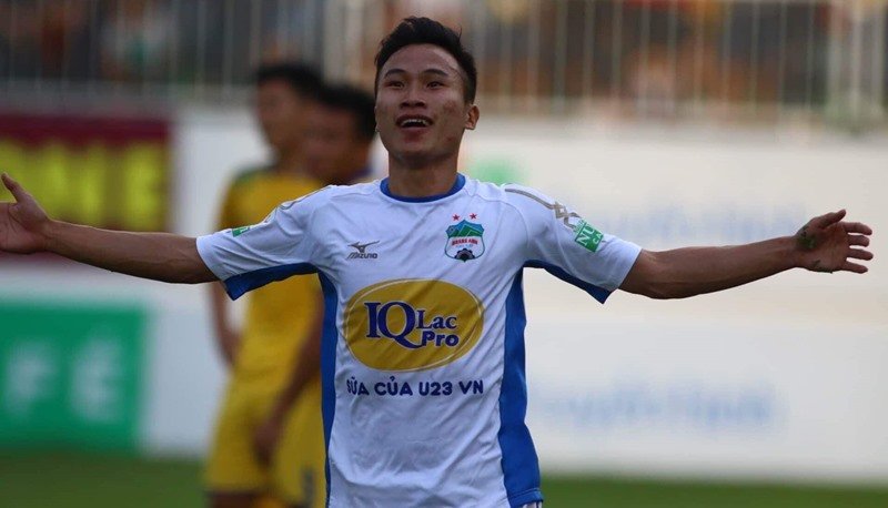 Xuân Trường ghi dấu ấn, HAGL thắng nghẹt thở SLNA