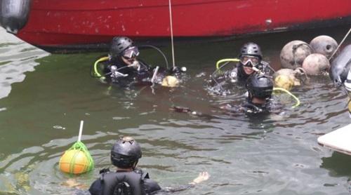 Hỗn chiến sau sinh nhật trùm mafia Hong Kong