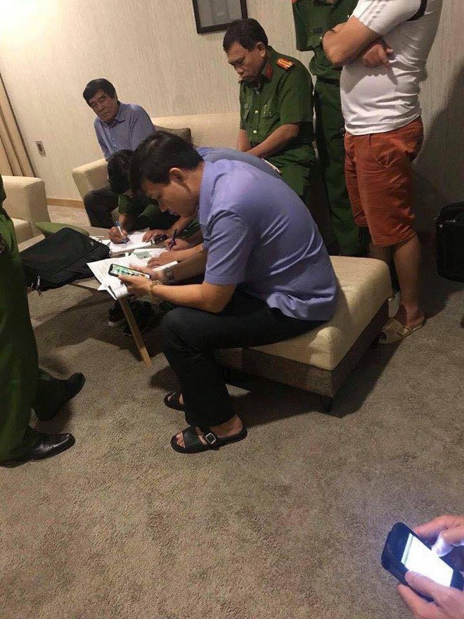 Xem xét xử phạt hành chính cô gái đi cùng phó Chủ tịch Liên đoàn bóng đá Việt Nam