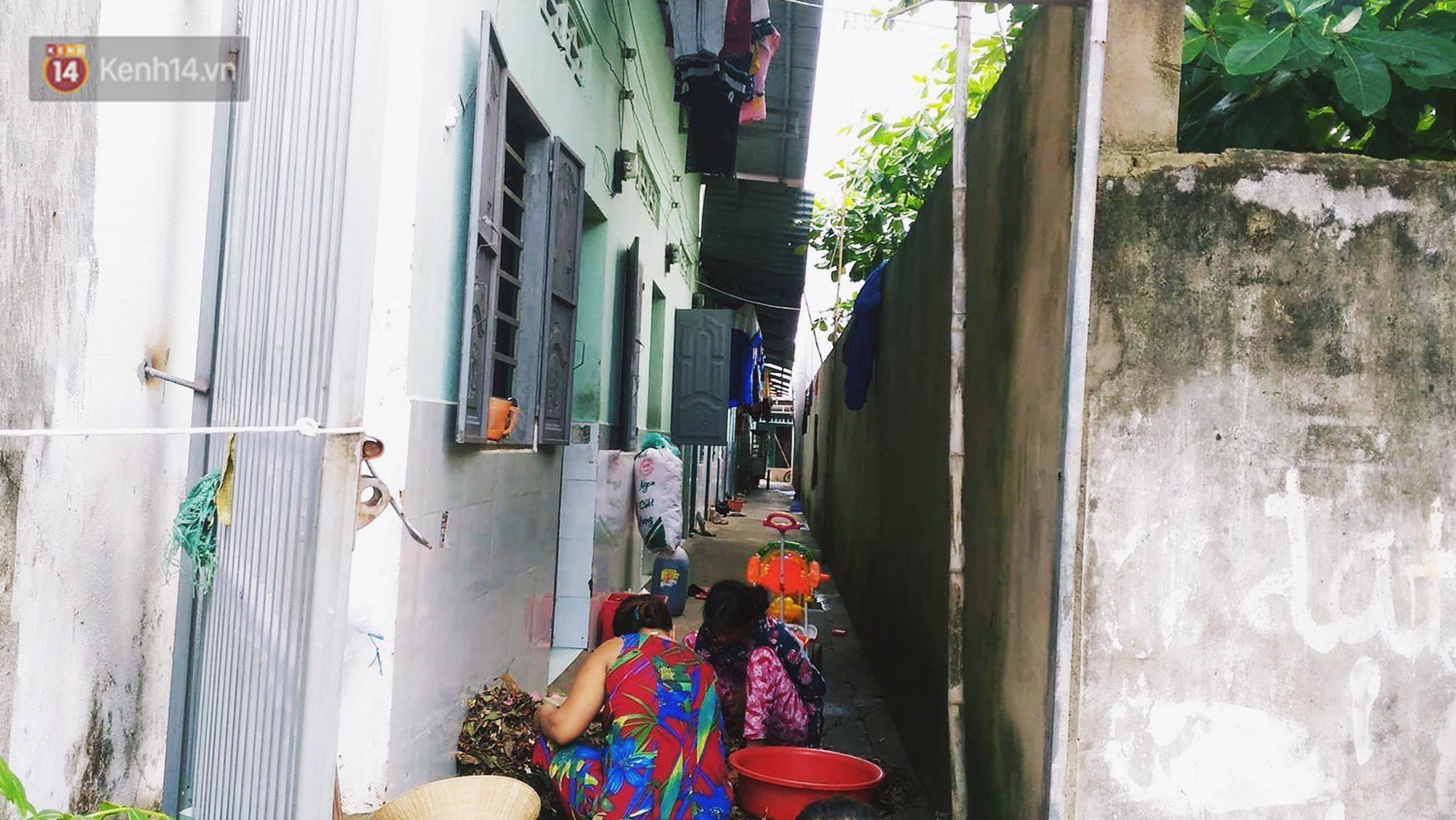 Sinh viên nói về đề xuất phạt chủ nhà trọ 10 triệu đồng nếu thu tiền điện giá cao: Họ sẽ tăng tiền nhà, tiền nước lên thôi