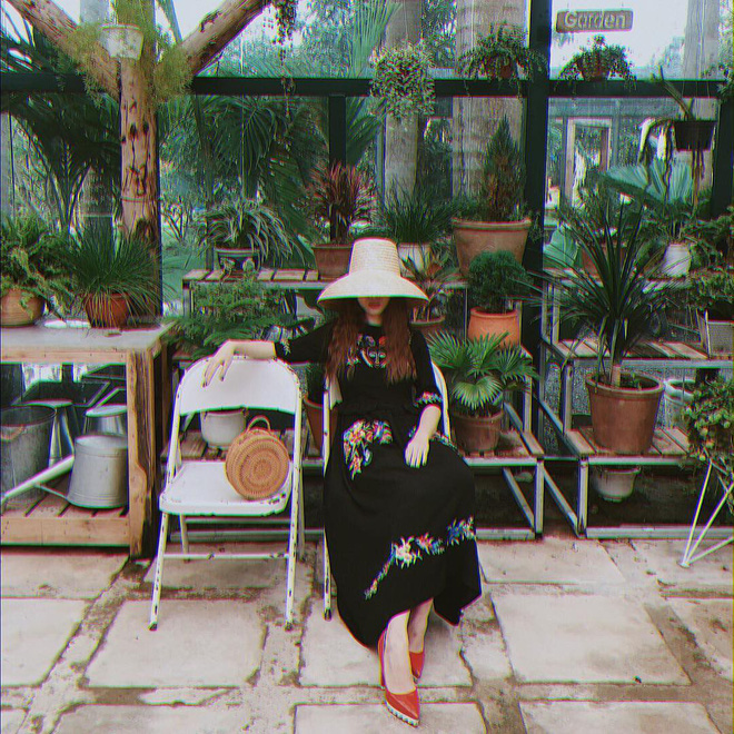 Hè này nếu định sắm túi cói, bạn đừng chọn hú họa mà nhất định hãy chọn túi cói tròn Hè này nếu định sắm túi cói, bạn đừng chọn hú họa mà nhất định hãy chọn túi cói tròn