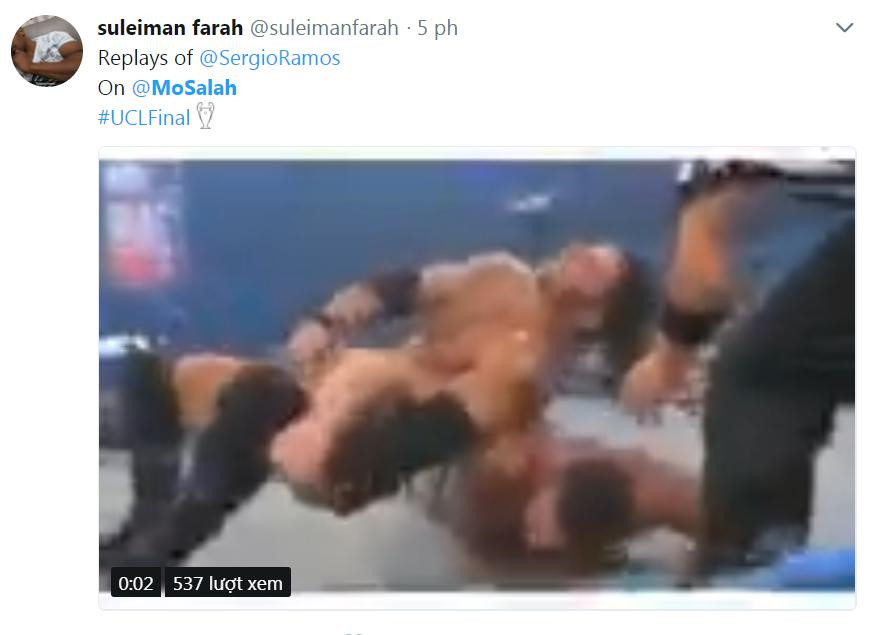 CĐV phẫn nộ với pha bẻ vai như võ sĩ MMA của Ramos với Salah