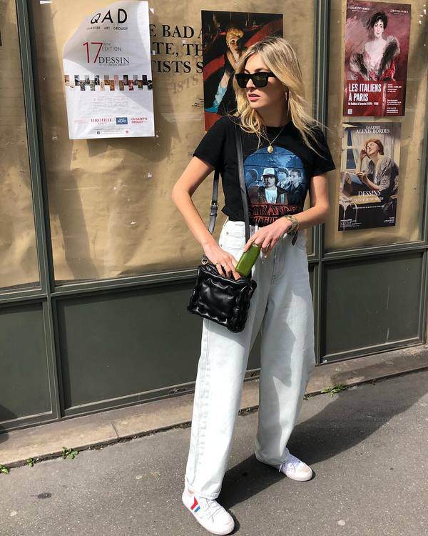 5 kiểu áo phông đang khiến các cô gái trẻ không tiếc tiền mua