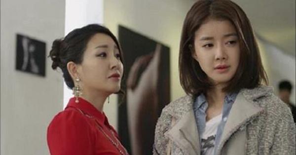 Bắt quả tang chồng ngoại tình, vợ trẻ được bồ đề nghị mua chuộc bằng 40 triệu để im lặng