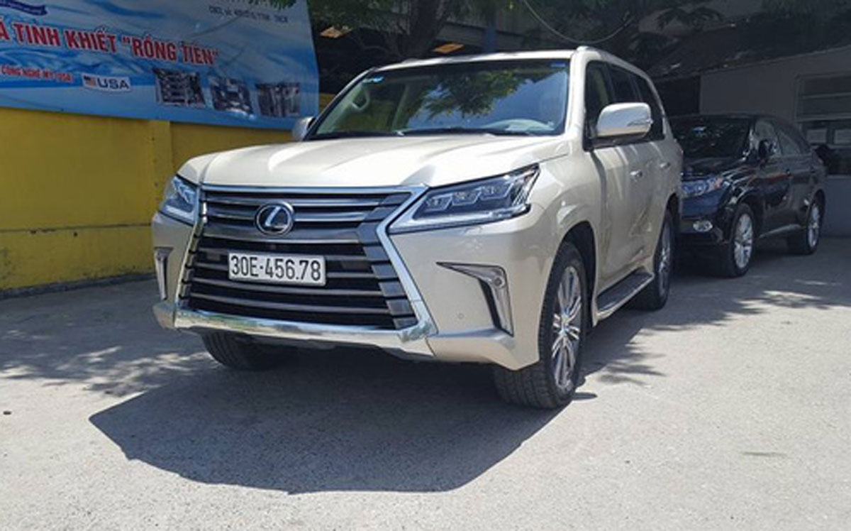 Lexus LX570 biển ngũ quý: Đẳng cấp đại gia, chơi xe hoành tráng