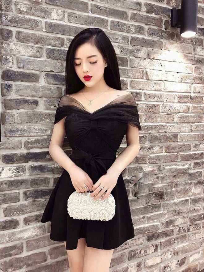 Bỏ 450 nghìn mua váy hot girl, cô nàng ngậm ngùi nhận về đống bùi nhùi, còn bị dân mạng chê dáng xấu