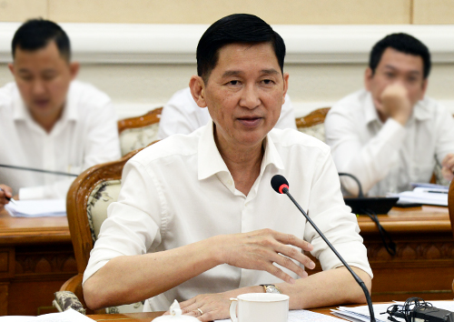 Phó chủ tịch TP HCM: Ngập mà gọi là tụ nước người dân bức xúc là phải