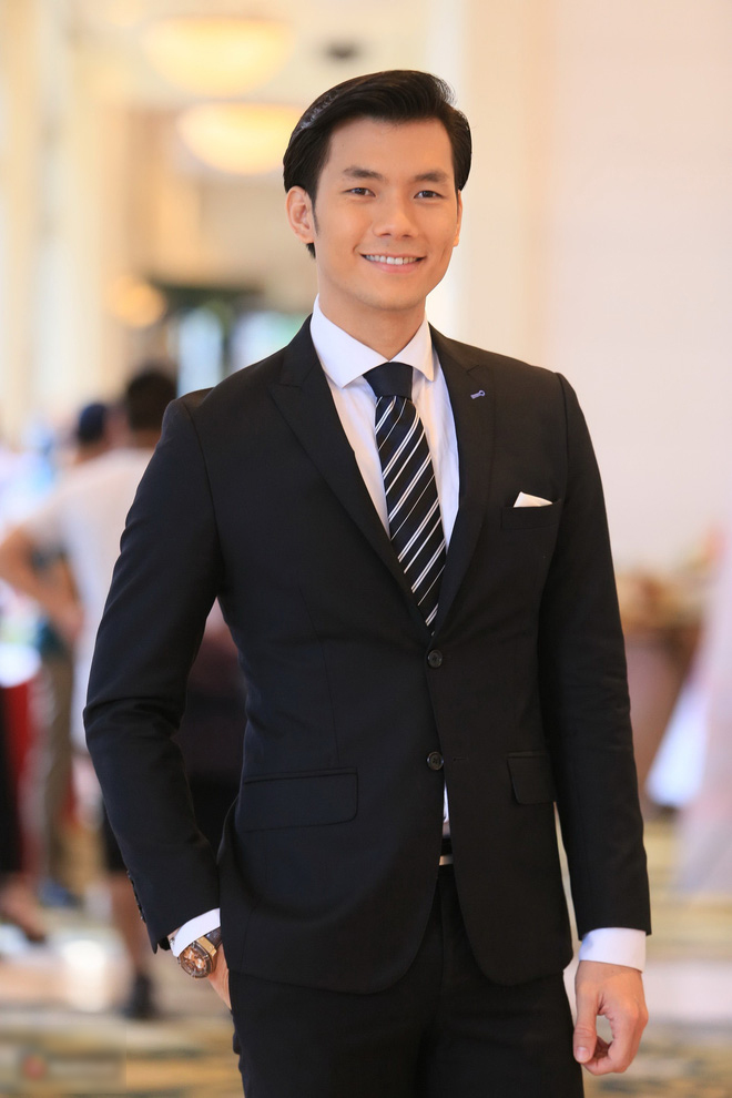 Liên tục bị hỏi về Nhã Phương, Nhan Phúc Vinh né tránh, dọa sẽ chặn số và không nói chuyện với bạn diễn