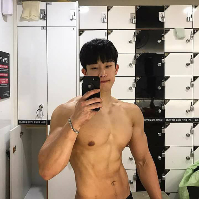 Hành trình lột xác từ ông chú bụng phệ thành trai trẻ 6 múi được ngưỡng mộ gần xa