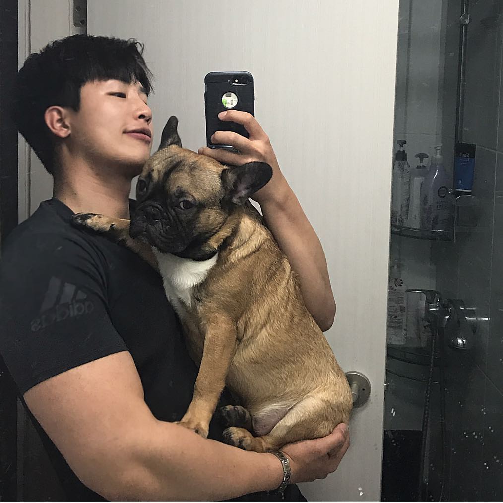 Hành trình lột xác từ ông chú bụng phệ thành trai trẻ 6 múi được ngưỡng mộ gần xa Hành trình lột xác từ ông chú bụng phệ thành trai trẻ 6 múi được ngưỡng mộ gần xa
