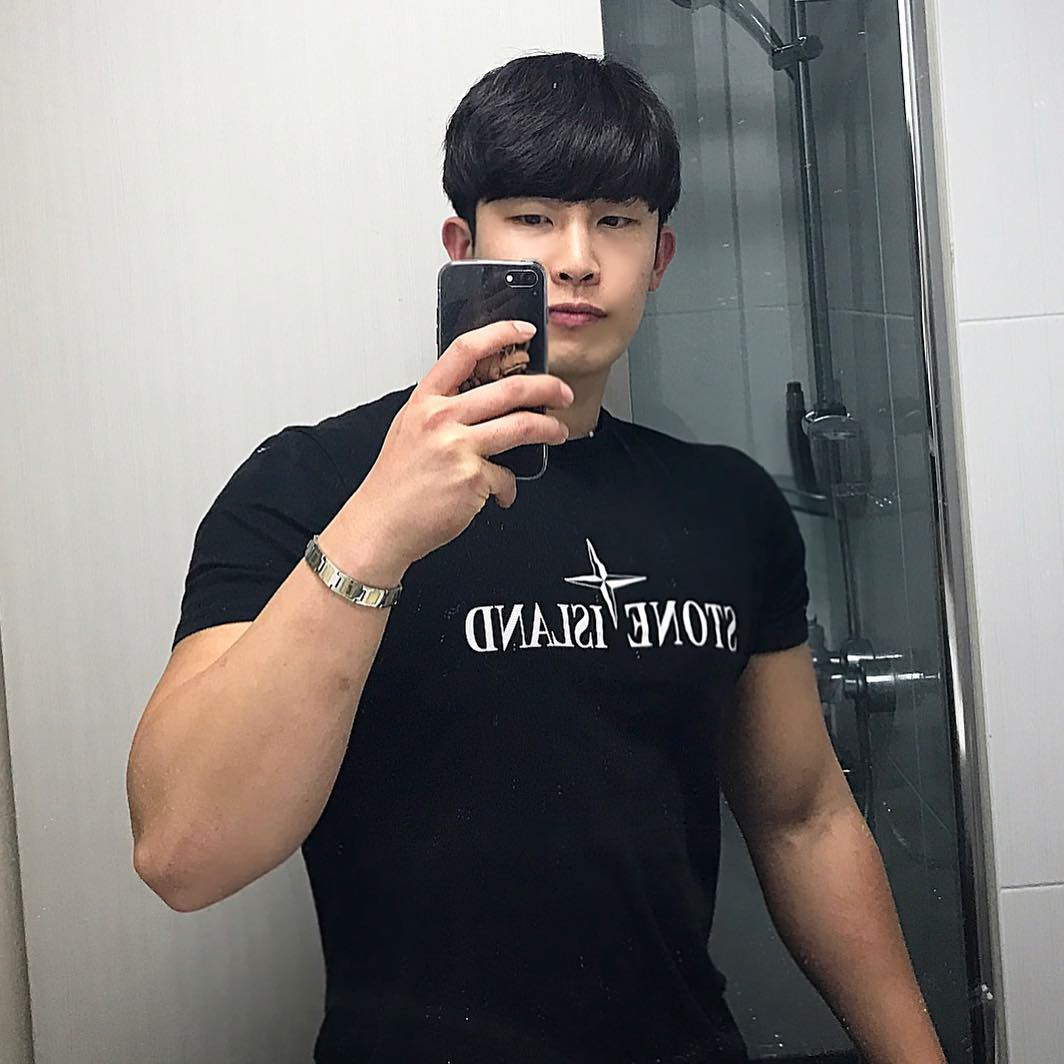 Hành trình lột xác từ ông chú bụng phệ thành trai trẻ 6 múi được ngưỡng mộ gần xa