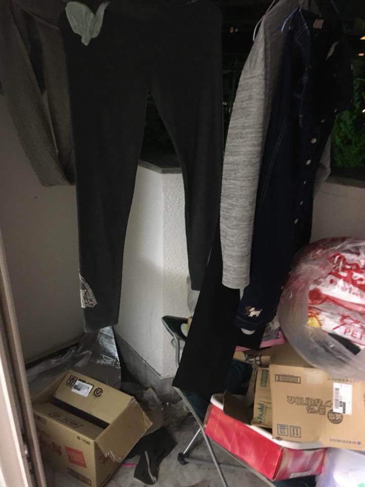 Xinh nhưng ở quá bẩn, nữ sinh tặng luôn cho chủ nhà chục trứng cùng núi rác trước khi đi