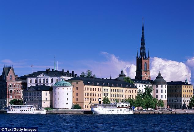 Quốc gia quy định quan hệ không nói gì tức là cưỡng hiếp