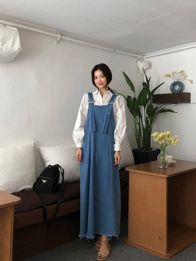 Váy/áo hai dây – những items chống chỉ định mặc đến nơi công sở nay đã có cách diện sao cho chỉn chu và thanh lịch Váy/áo hai dây – những items chống chỉ định mặc đến nơi công sở nay đã có cách diện sao cho chỉn chu và thanh lịch