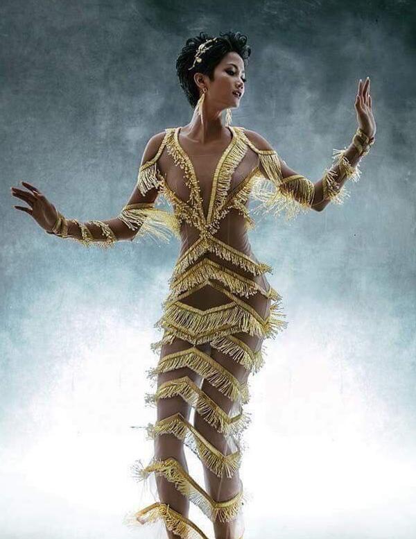 Điểm mặt những chiếc đầm tua rua đang công phá làng mốt Việt