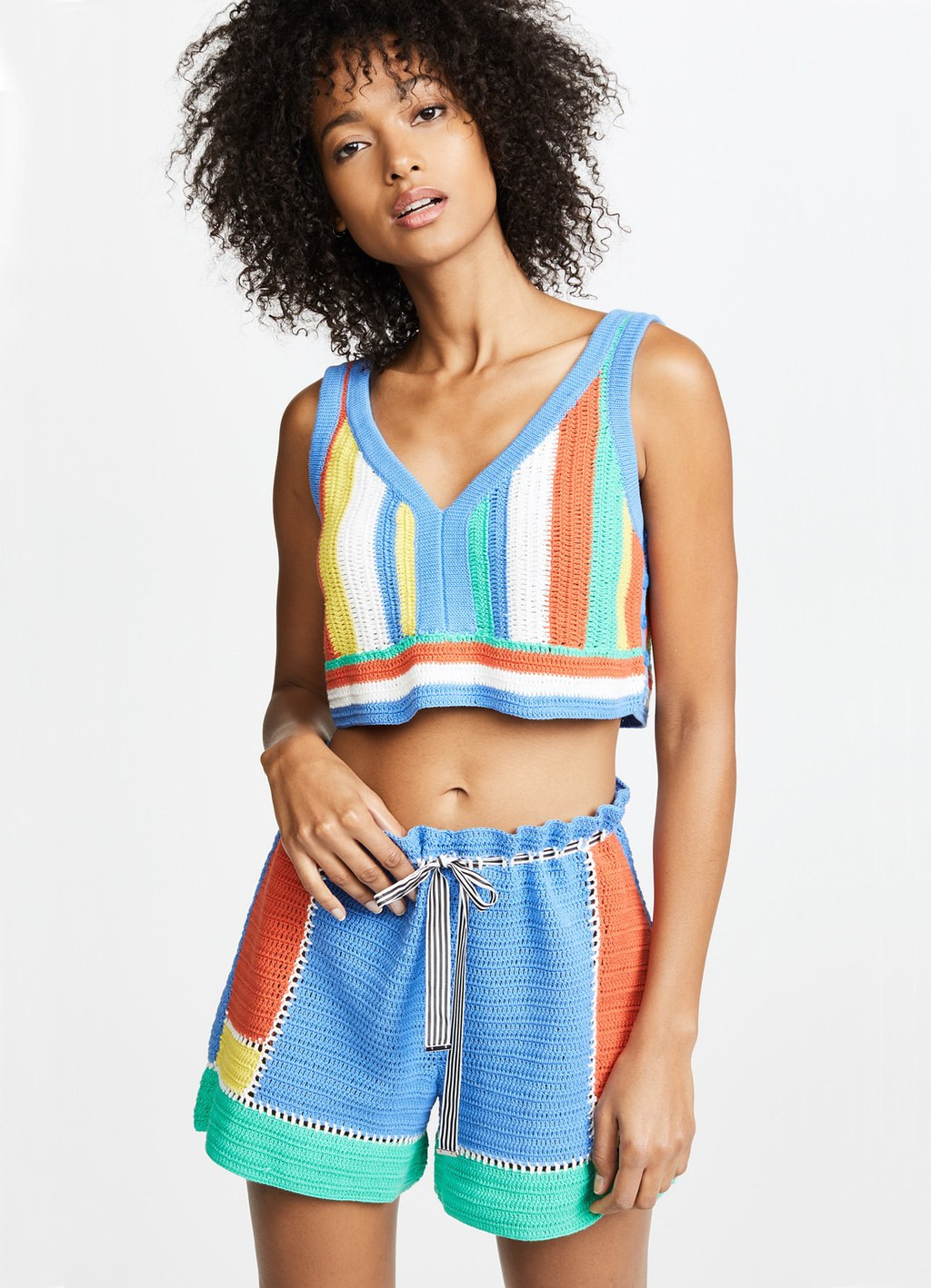 Những set đồ mùa hè đơn giản, thích hợp cho mọi cô gái