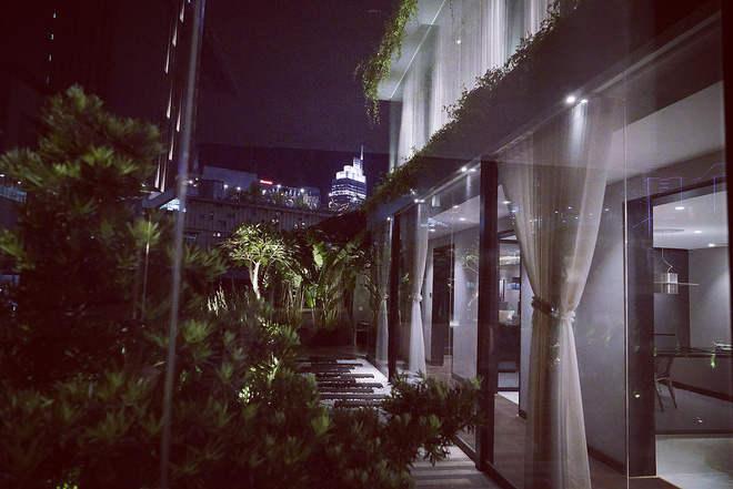 Cận cảnh ngôi nhà trị giá 5 triệu đô ngay giữa trung tâm Sài Gòn của Huyền Baby