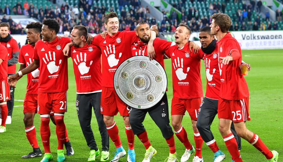 Top 10 CLB châu Âu: Barcelona vững vàng ở vị trí số một