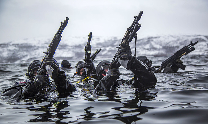 Cuộc diễn tập chống khủng bố tại Bắc Cực của đặc nhiệm Nga