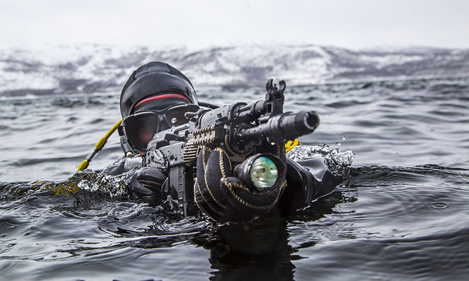 Cuộc diễn tập chống khủng bố tại Bắc Cực của đặc nhiệm Nga