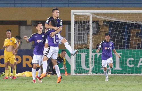 Hà Nội tiến tới kỉ lục 10 trận bất bại tại V-League 2018