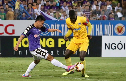 Hà Nội tiến tới kỉ lục 10 trận bất bại tại V-League 2018