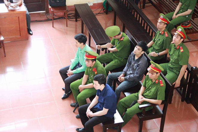 Đề nghị VKS đối đáp lại luật sư về quy trình lấy lời khai đối với Hoàng Công Lương