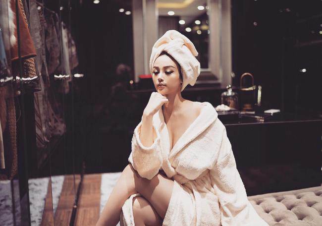 Cuộc sống xa hoa của những hot girl bỏ showbiz lấy chồng đại gia Cuộc sống xa hoa của những hot girl bỏ showbiz lấy chồng đại gia