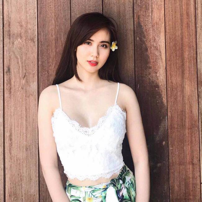 Cuộc sống xa hoa của những hot girl bỏ showbiz lấy chồng đại gia Cuộc sống xa hoa của những hot girl bỏ showbiz lấy chồng đại gia