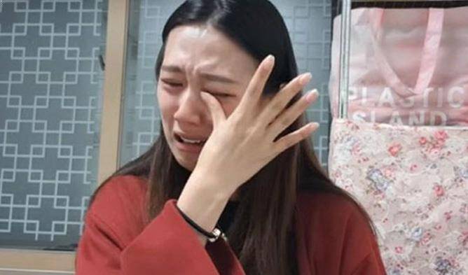 Quấy rối tình dục gây nhức nhối làng giải trí Hàn: Một nửa sự thật không phải sự thật