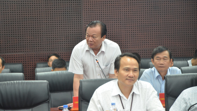 Chủ tịch Đà Nẵng: Tài xế của tôi thấy cán bộ quy tắc lấy hàng của dân không trả tiền