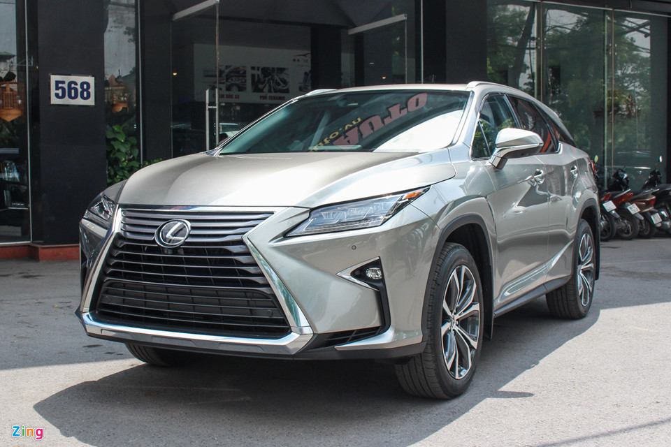 Lexus RX350L 7 chỗ đầu tiên về Việt Nam, giá gần 5 tỷ đồng