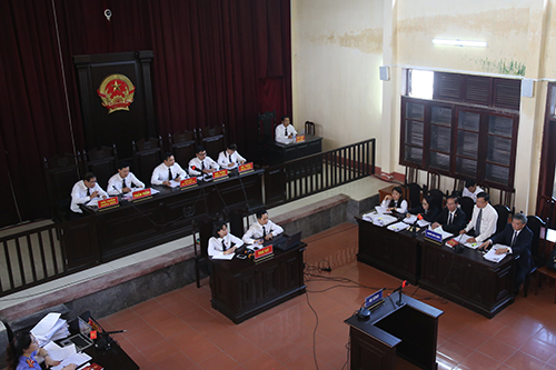 Luật sư đề nghị tòa không trả hồ sơ vụ án bác sĩ Hoàng Công Lương