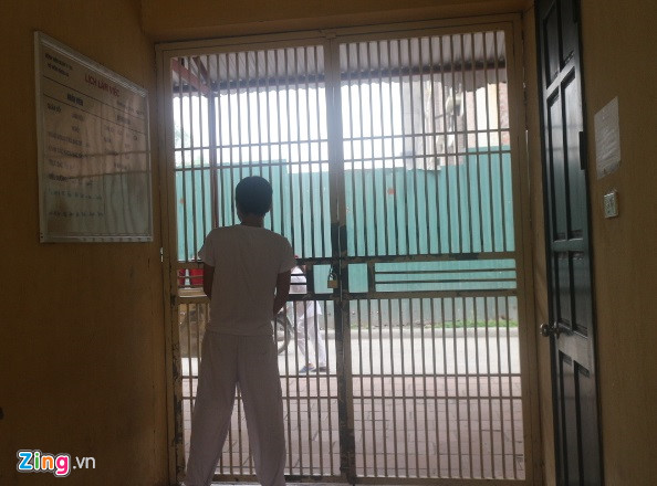 28 tuổi nhập viện tâm thần vì uống rượu từ khi mới dậy thì